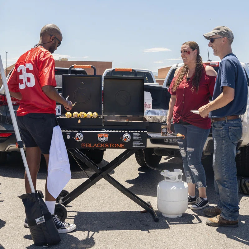 17" on the Go Tailgater Grill & Griddle Combo